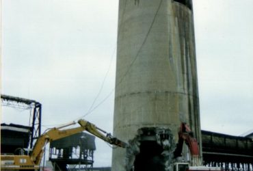 Demolition of the base section of the stack