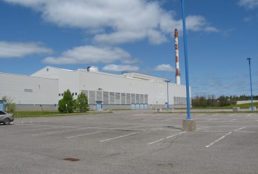 Parking lot a the shut down plant before works begin