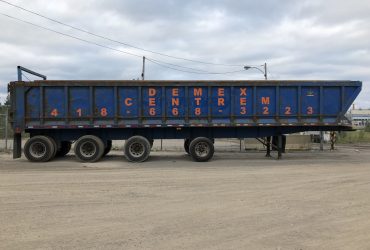Groupe Démex-Centrem four axle wheeled container parked in Alma