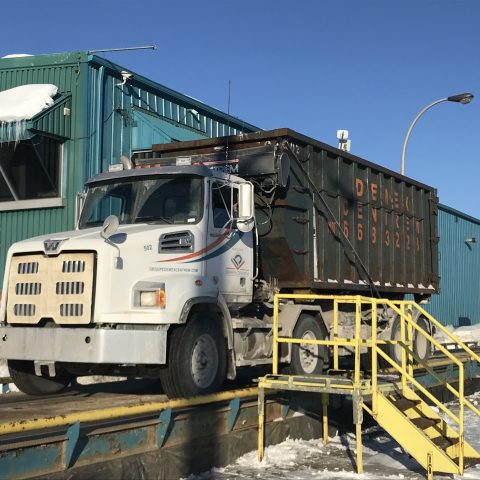 Groupe Démex-Centrem truck on a truck scale at Centrem in Alma